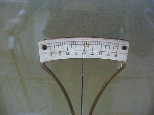 Gold Scale (Encased) by DEGRAVE SHORTS, FANNER, LONDON, #822 Antiquery - Image 7